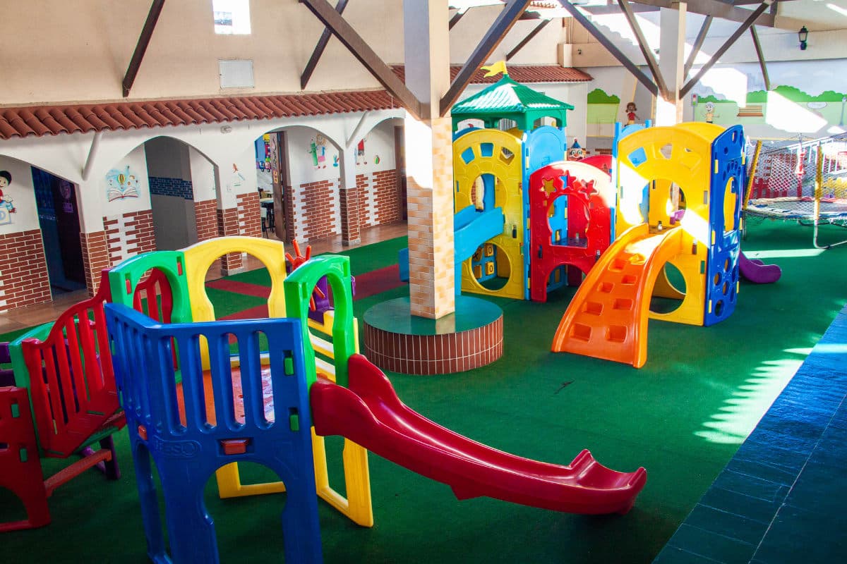 Crianças felizes na educação infantil do CNSD